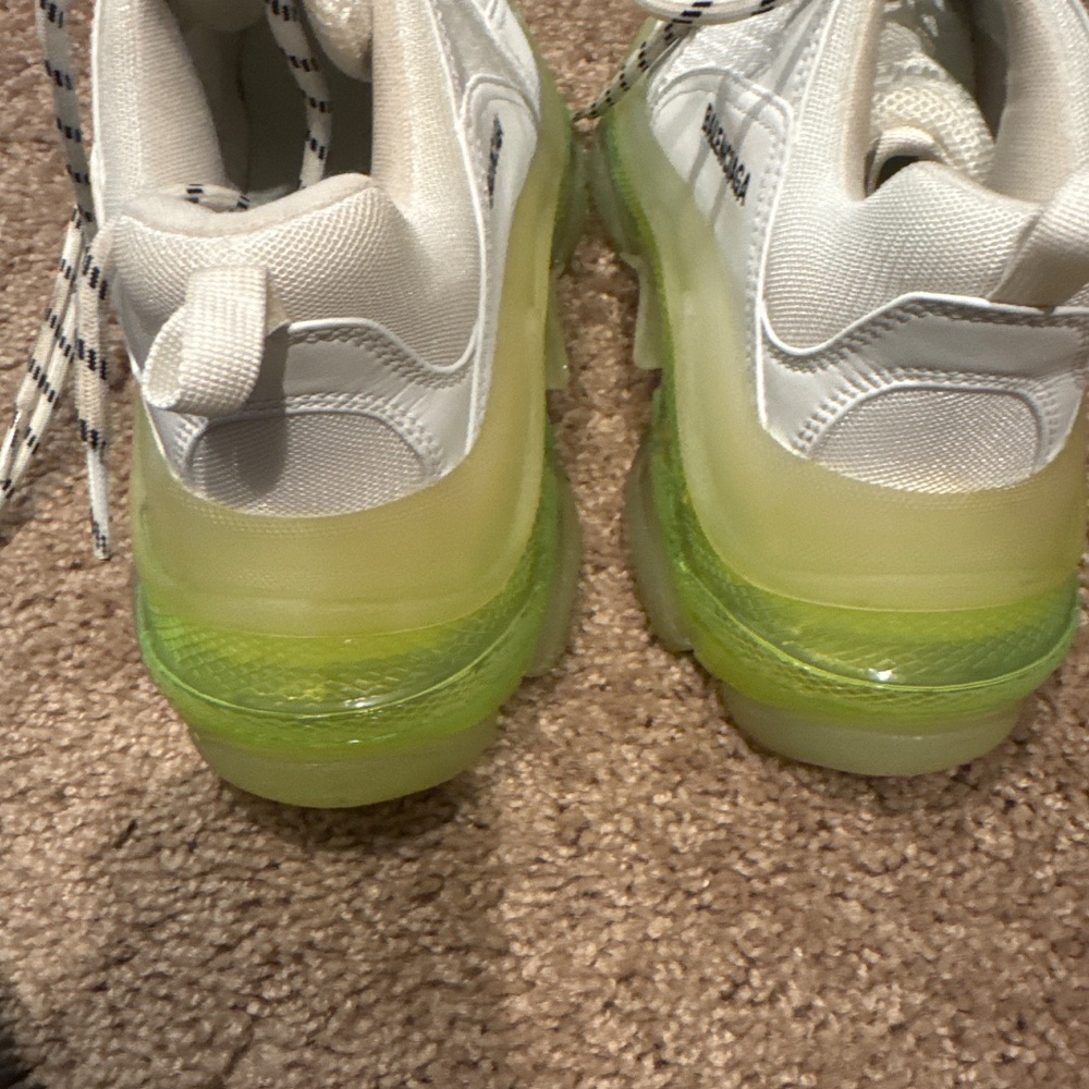 Balenciaga sneakers - Picture 2 of 3